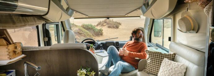 Hero_LG_genieten van je pensioen met caravan .jpg