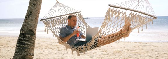 nieuws_2606_werken op vakantie_zakelijk.jpg